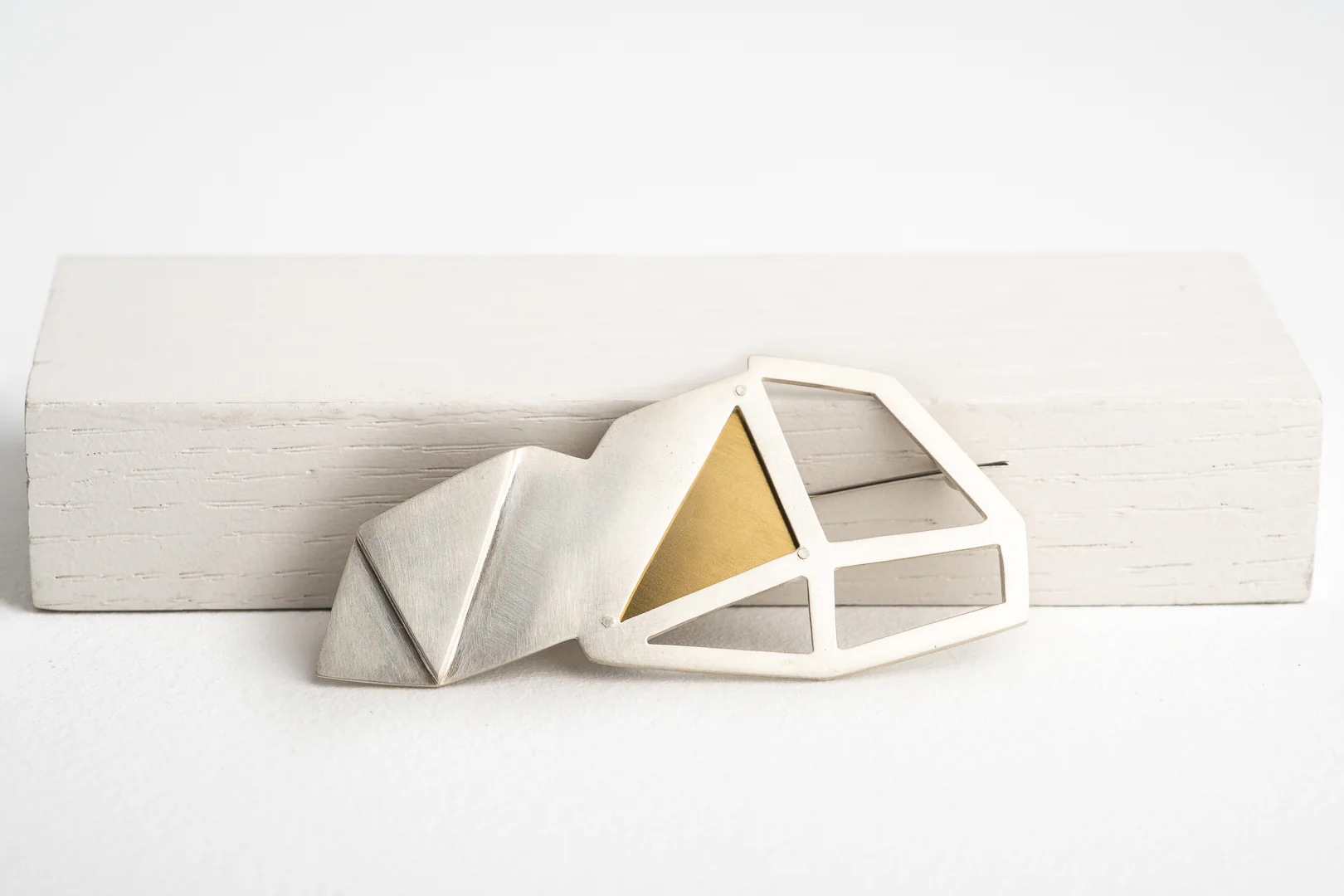 Adelaide Festival Centre 50th Anniversary Brooch - Image 2