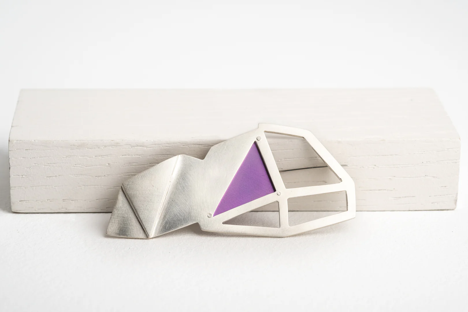 Adelaide Festival Centre 50th Anniversary Brooch - Image 3