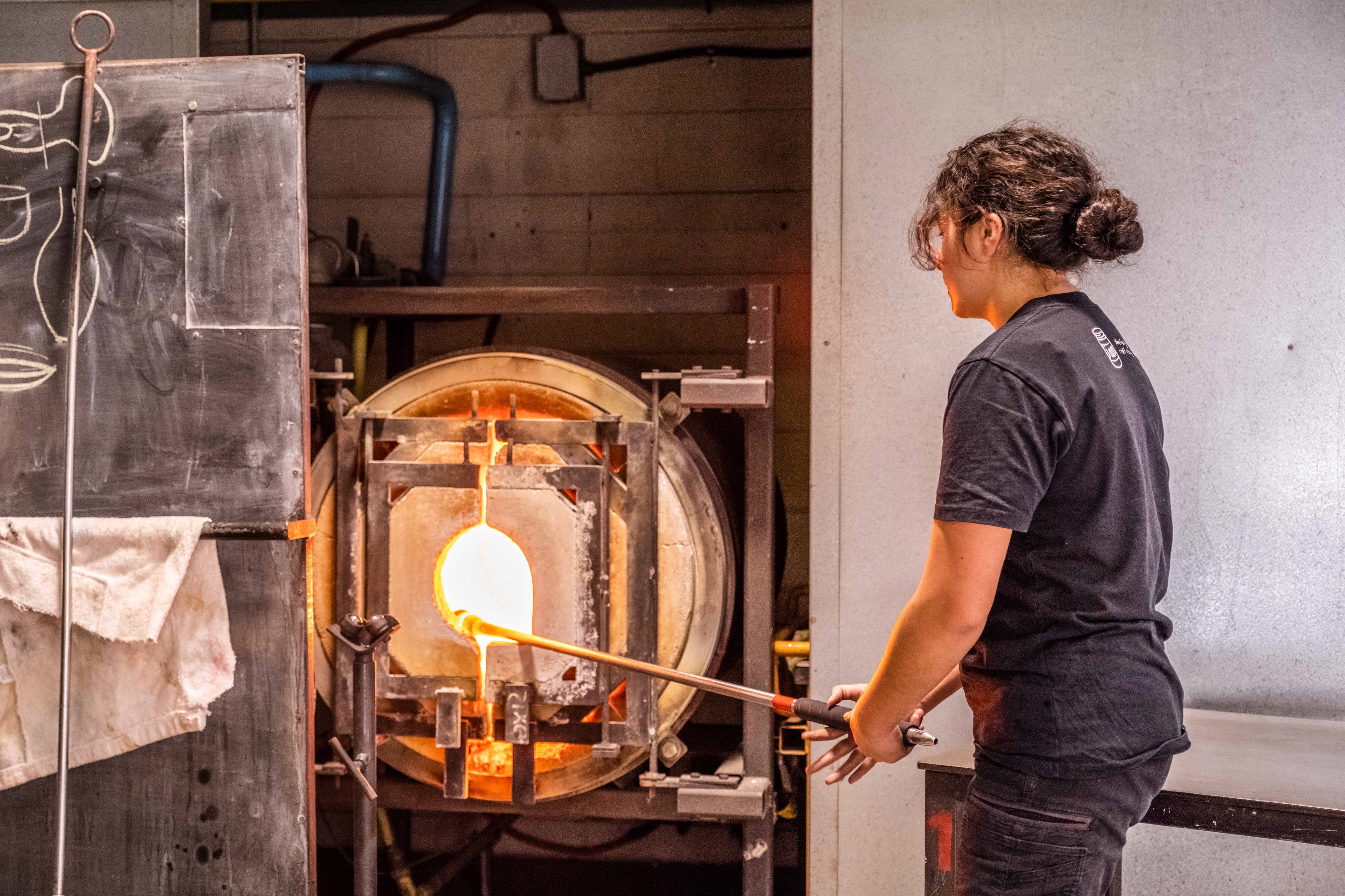 Individual Glass Blowing Workshop | 4 HOURS - Image 4
