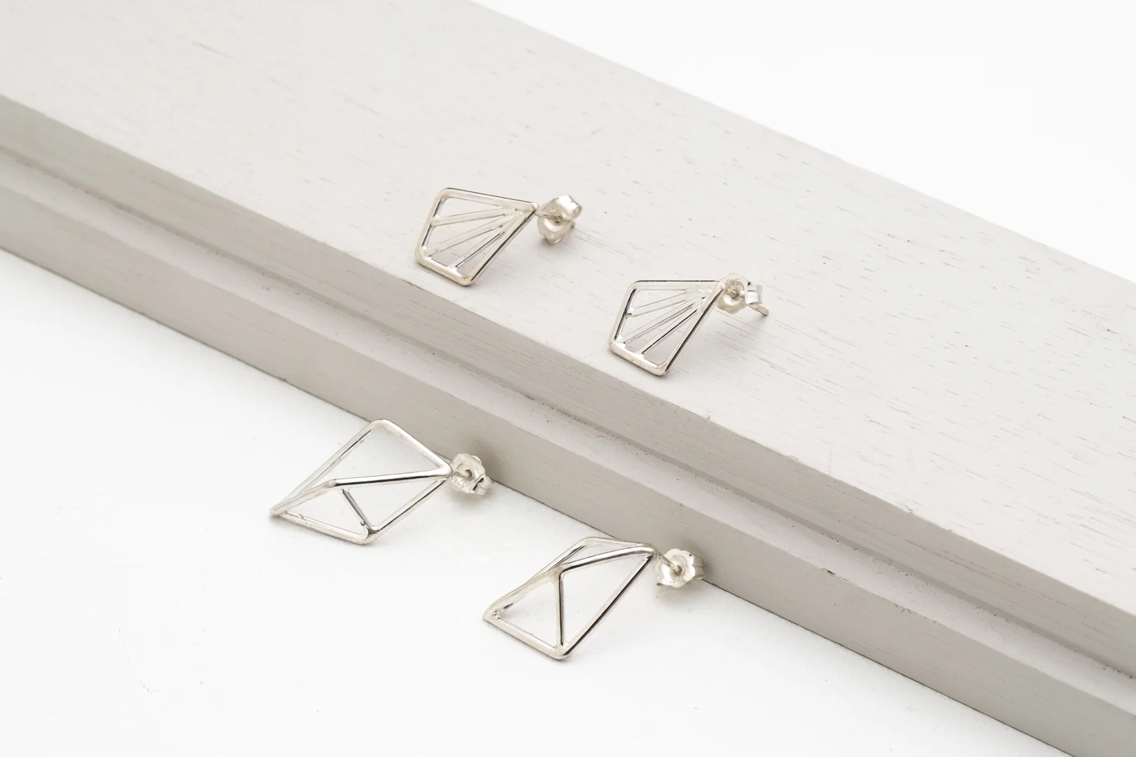 Intersect Studs