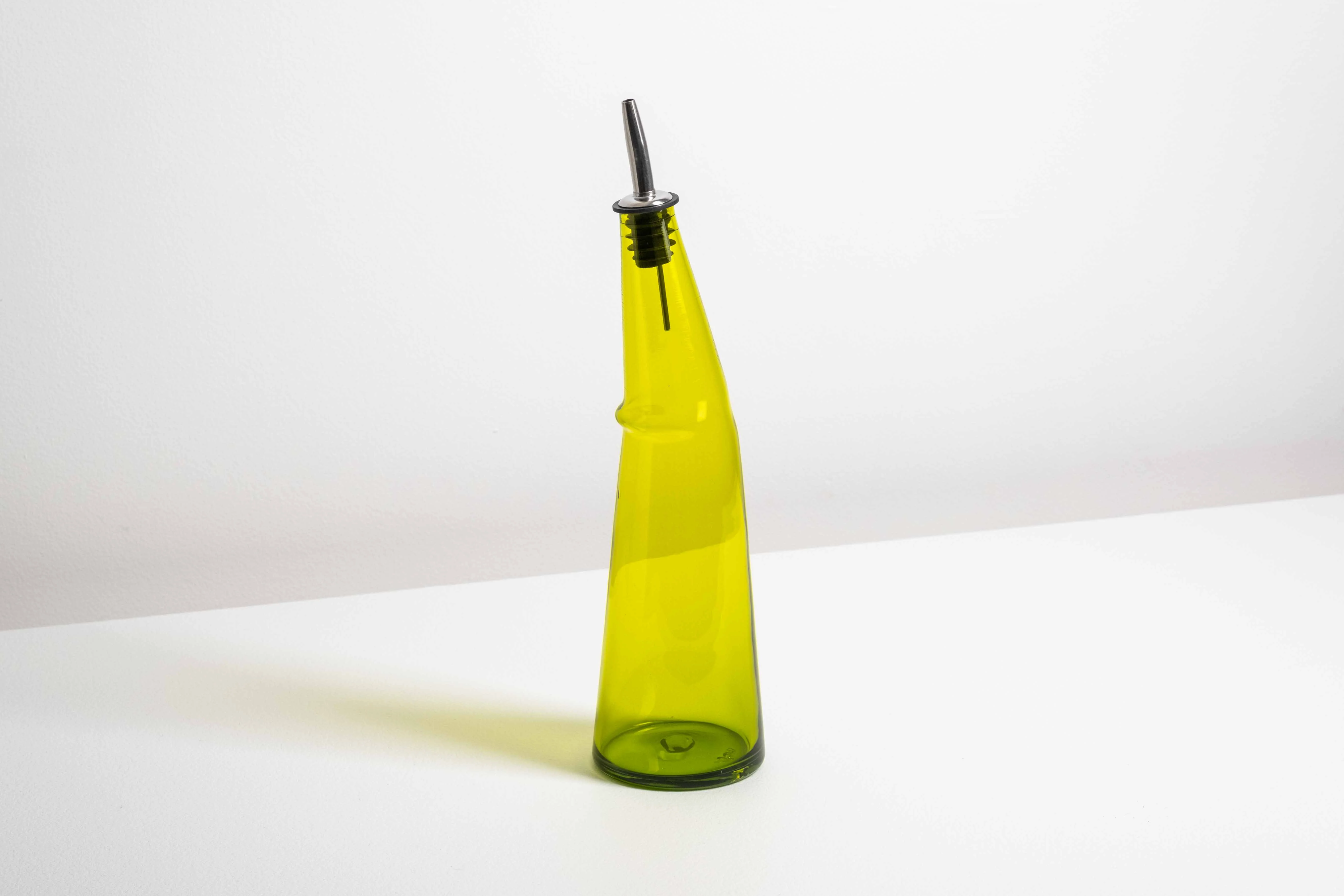 Kink Oil Bottle - Image 4