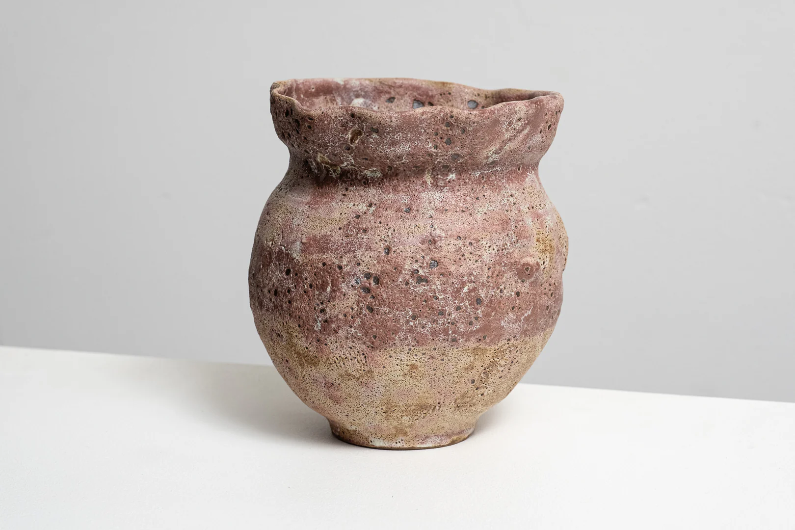 Shell Vase - Image 3